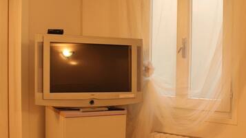 Desk, iron/ironing board, free cots/infant beds, free WiFi