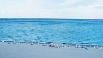 Spiaggia privata, sabbia bianca