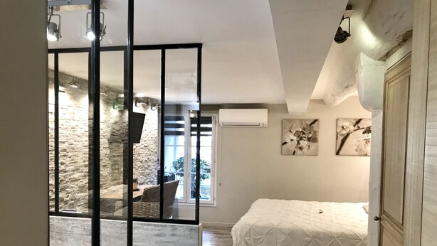 Chambre Double (Cour 1) | Vue de la chambre