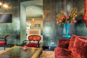 Bar (on property) - Golden Tulip Borjomi (Borjomi)