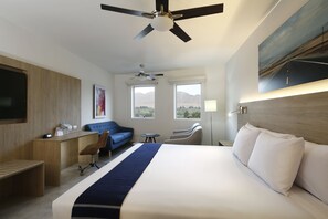 Suite Junior, 1 très grand lit | Literie de qualité supérieure, minibar, coffres-forts dans les chambres