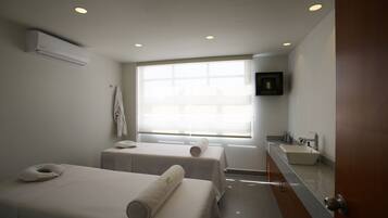 Lichaamsbehandelingen, hotstone-massages, Zweedse massages