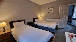 Twin Room, Ensuite (Shower)