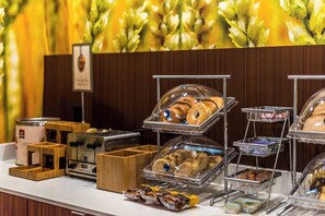 Petit déjeuner buffet compris tous les jours