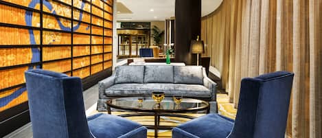 Lobby-Lounge