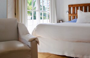 Chambre Triple (Blu)