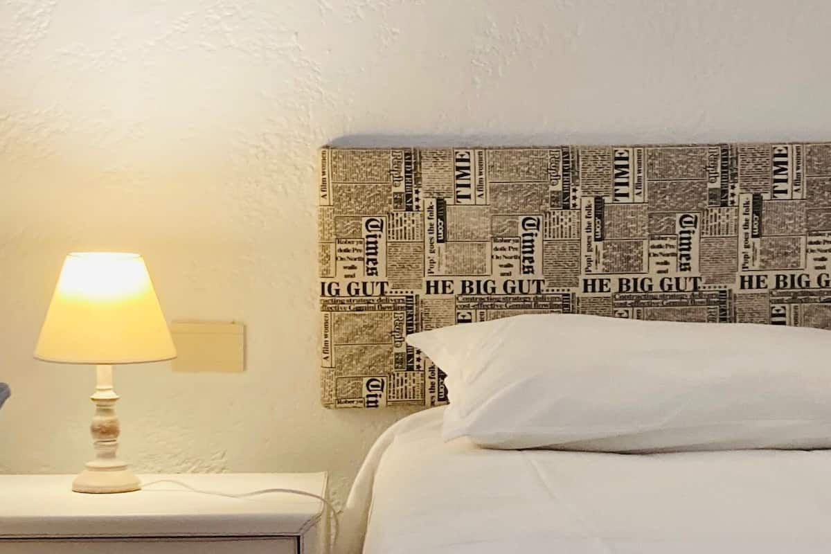 Double Room (Blu)