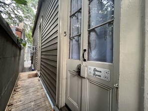 The Blues Room | Terrace/patio