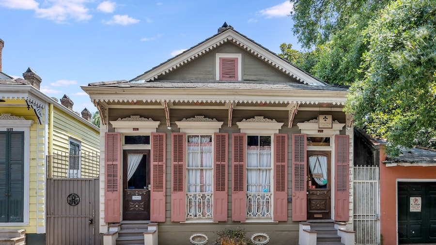 Royal Barracks Guest House