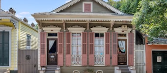 Royal Barracks Guest House