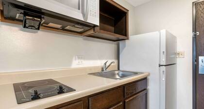 Extended Stay America Select Suites - Louisville - Airport