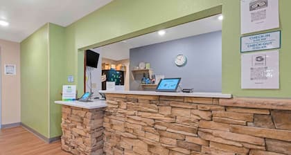 Extended Stay America Select Suites - Louisville - Airport