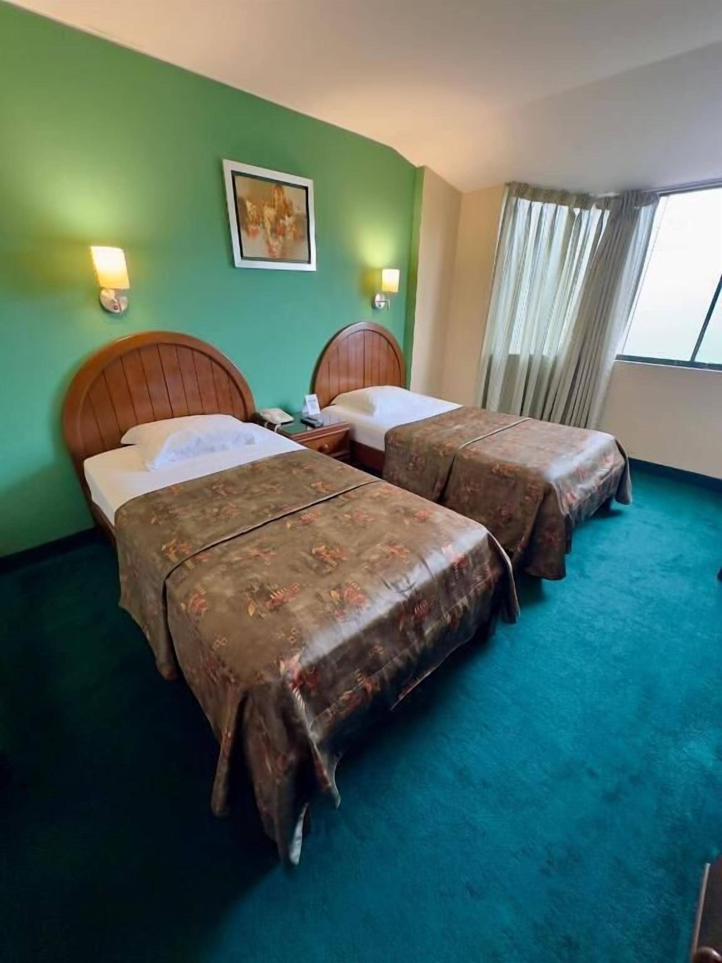 Standard Twin Room | Iron/ironing board (on request), WiFi (free), bed sheets