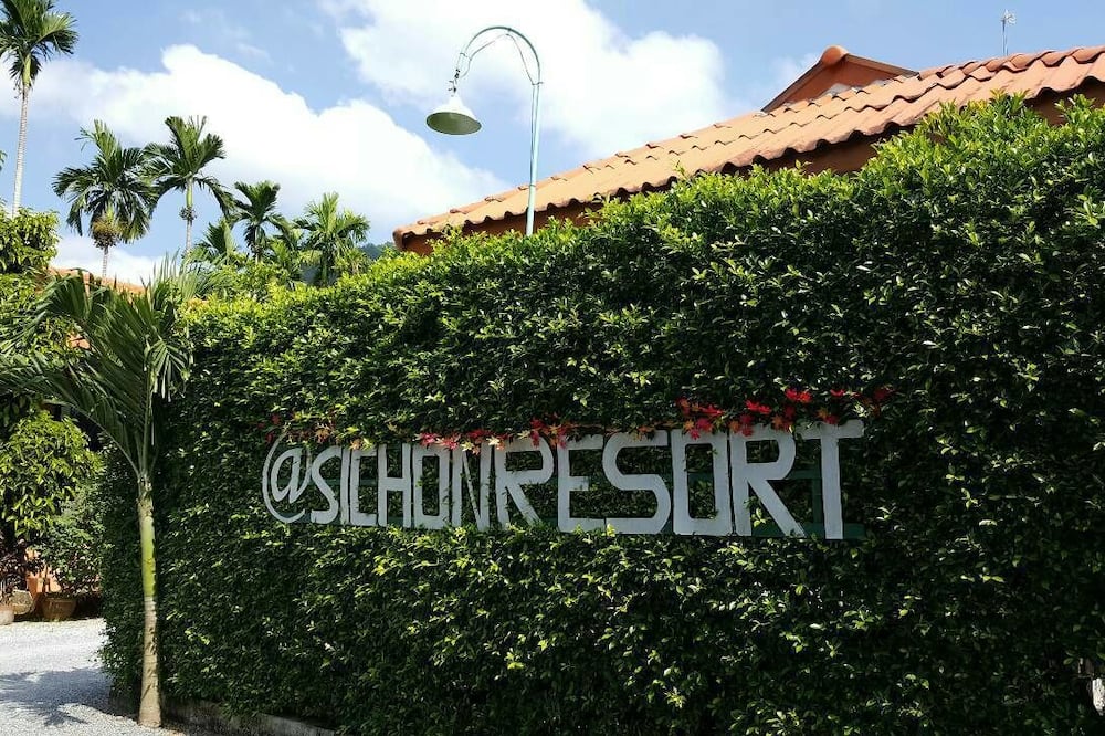 At Sichon Resort