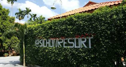 At Sichon Resort