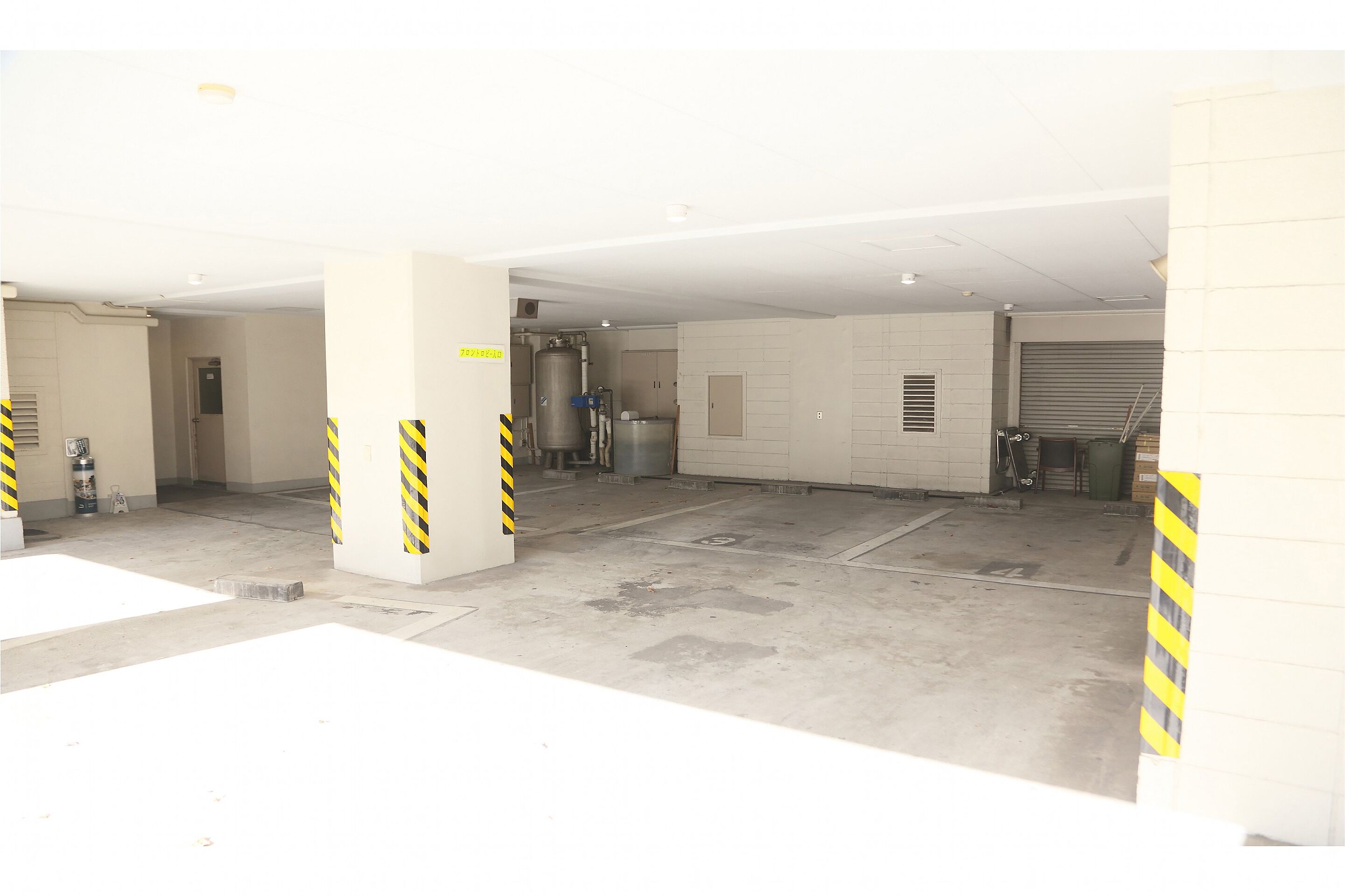 self-parking (surcharge) 1500.00 per night