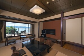 Traditional Japanese Room with Terrace (10 tatami mats), Non Smoking, Lake View