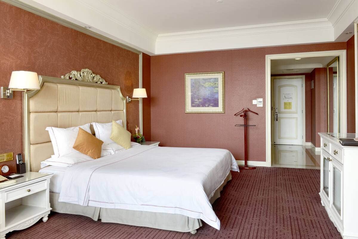 1 bedroom, premium bedding, down duvets, pillow-top beds