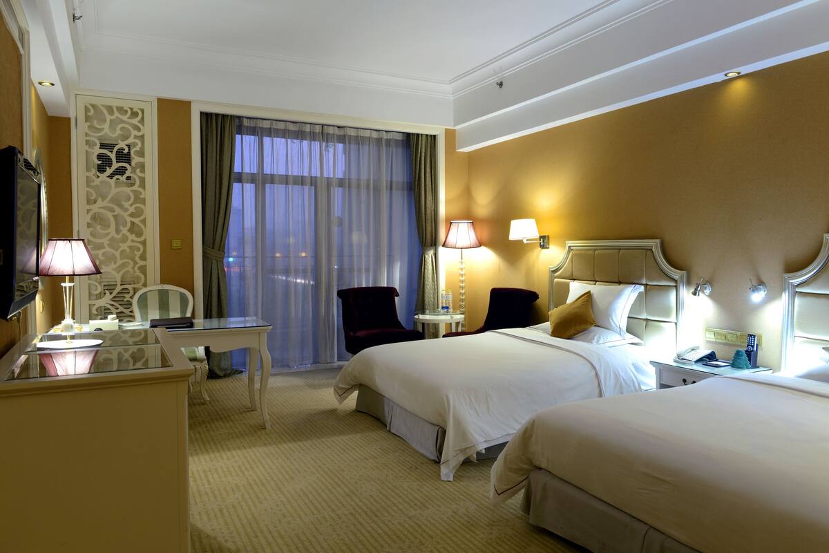 1 bedroom, premium bedding, down duvets, pillow-top beds