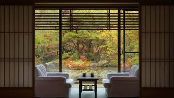 Habitación tradicional, en edificio contiguo (Japanese Style, KANSUISOU) | Caja de seguridad en la habitación, escritorio y wifi gratis