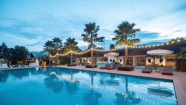 Piscine extérieure