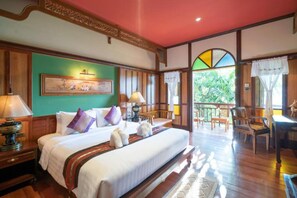 In-room safe, desk, blackout curtains, soundproofing - Viangngam Lanna Villa By Zuzu (Chiang Mai)