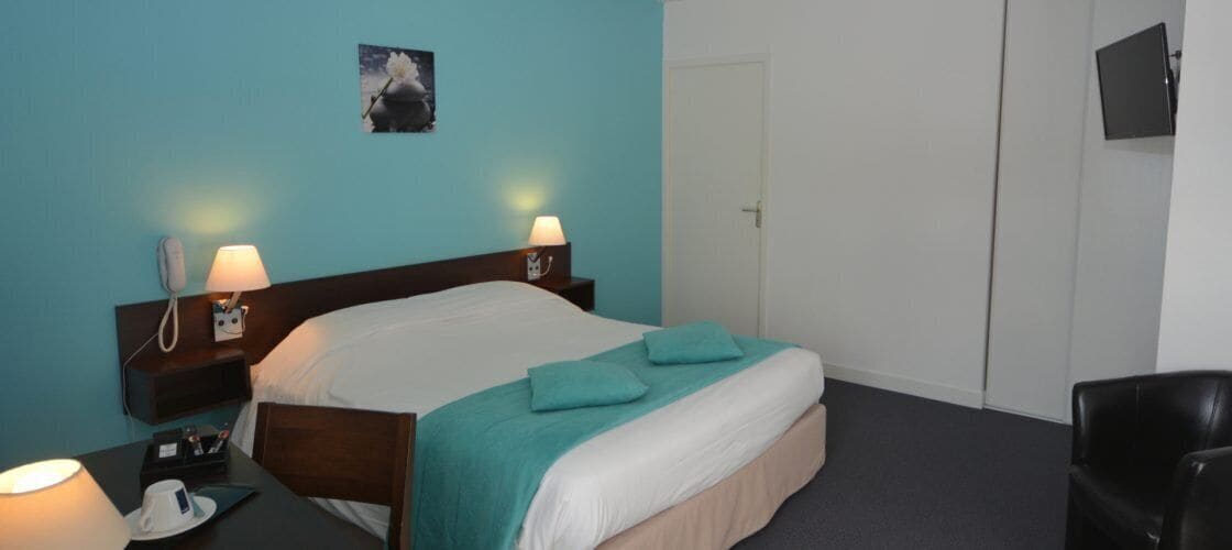 comfort double room | 1 bedroom, desk, soundproofing, free wifi