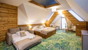 Premium Double Room | 1 bedroom, minibar, in-room safe, desk