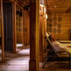 Couples treatment room(s), sauna, hot tub, steam room, body treatments