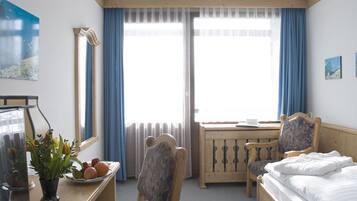 Grand-Einzelzimmer | 1 Schlafzimmer, hochwertige Bettwaren, Daunenbettdecken, Zimmersafe
