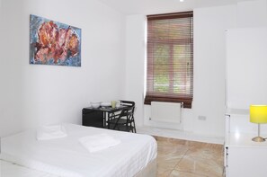 Desk, WiFi, bed sheets - Abercorn House - Hostel (London)