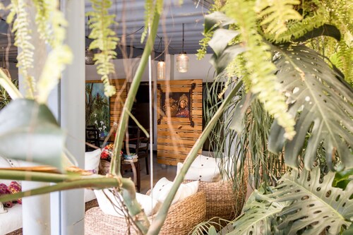 Casa Maria Airport B&B