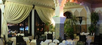 Le Collier de la Colombe