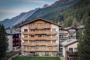 Land view from property - Ferienhaus Matterhorngruss (Zermatt)