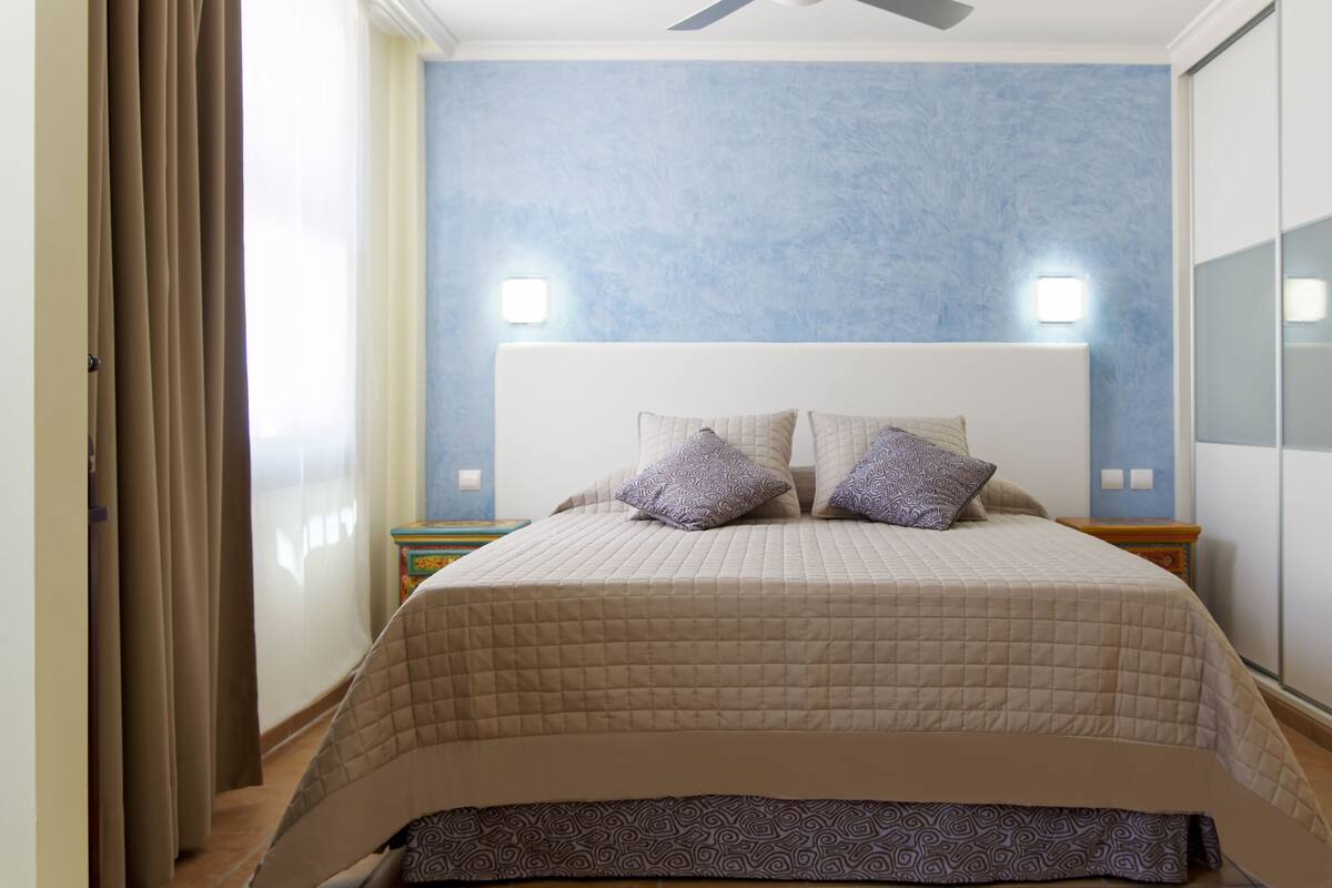 Suite, pemandangan samudra (Superior Floors) | 1 kamar tidur, seprai katun Mesir, dan seprai premium