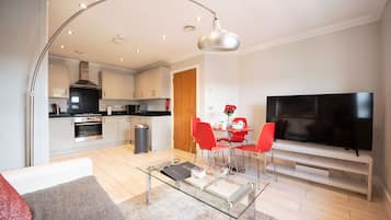 Penthouse, Ensuite (Town Centre) | Lounge