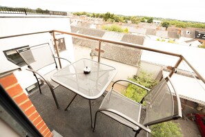 Cobertura superior, banheiro privativo (Town Centre) | Vista da sacada