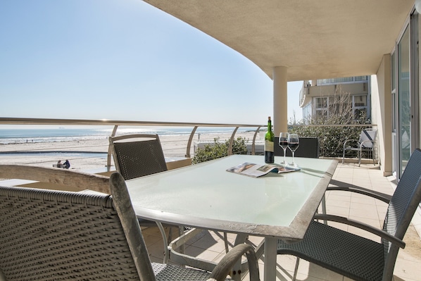 إطلالة من الشرفة