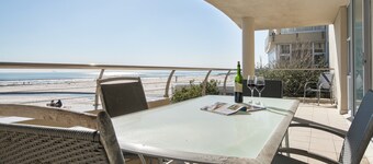 Lagoon Beach 136 by CTHA