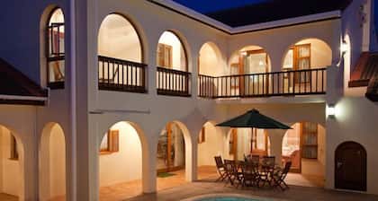 Penguino Guest House