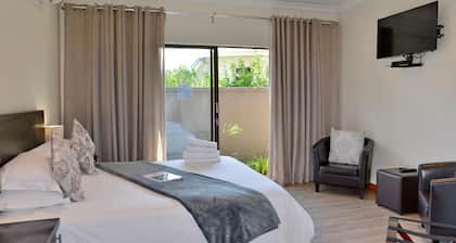 Sand River Guest House