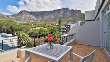 P4 Albany Court | View from room