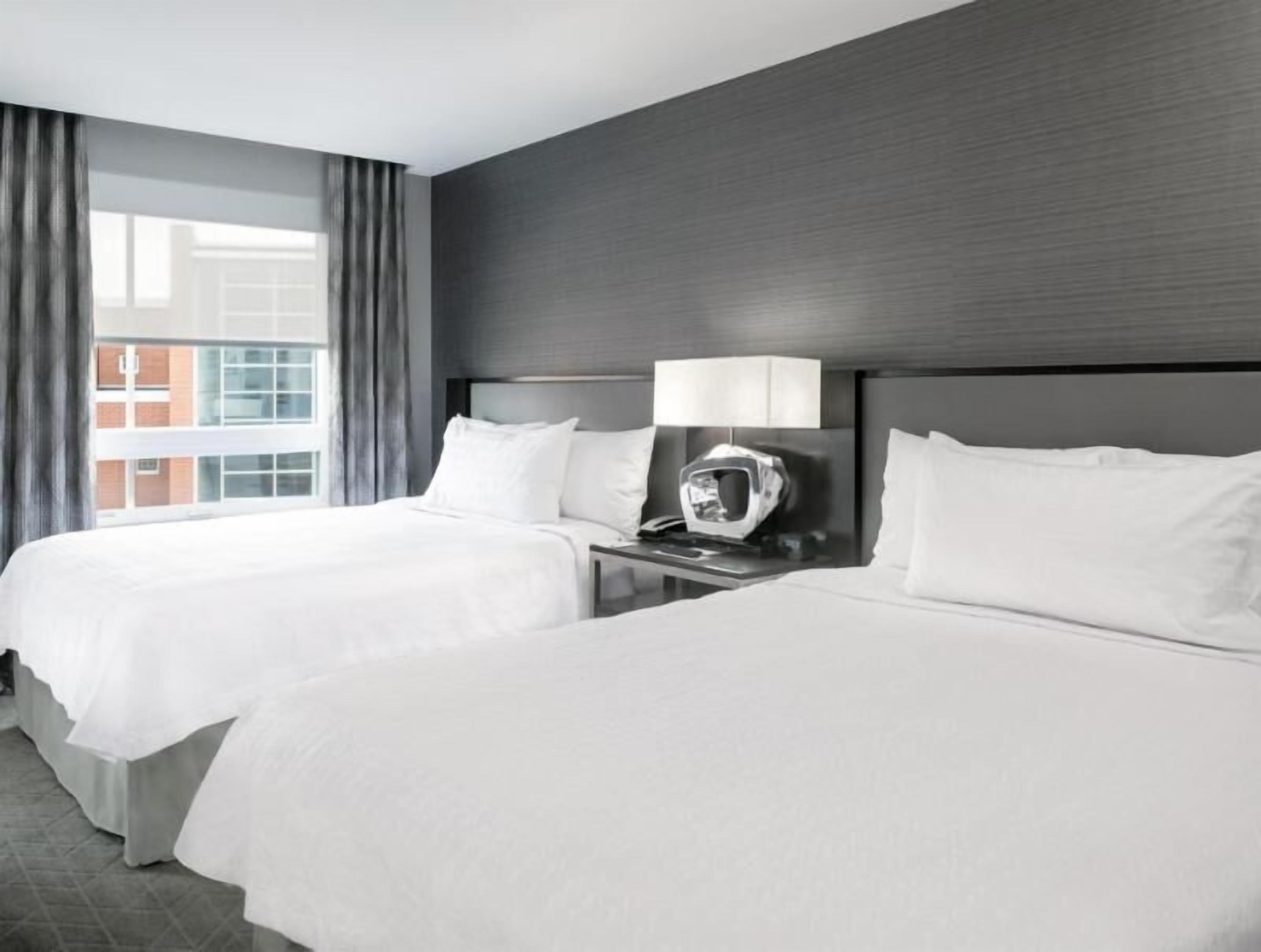 In-room safe, desk, laptop workspace, soundproofing