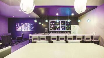 Bar (en el alojamiento)