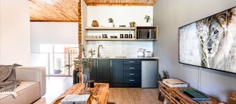 Feather Nest Guest House