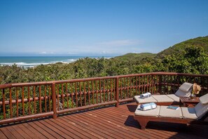 Balcony - Fort D'Acre Reserve (Seafield)