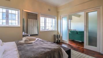 1 bedroom, laptop workspace, iron/ironing board, free WiFi