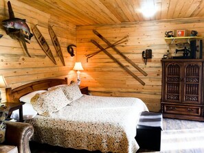 Executive-Ferienhütte, 1 King-Bett, Küche, Bergblick | 1 Schlafzimmer, hochwertige Bettwaren, Bügeleisen/Bügelbrett