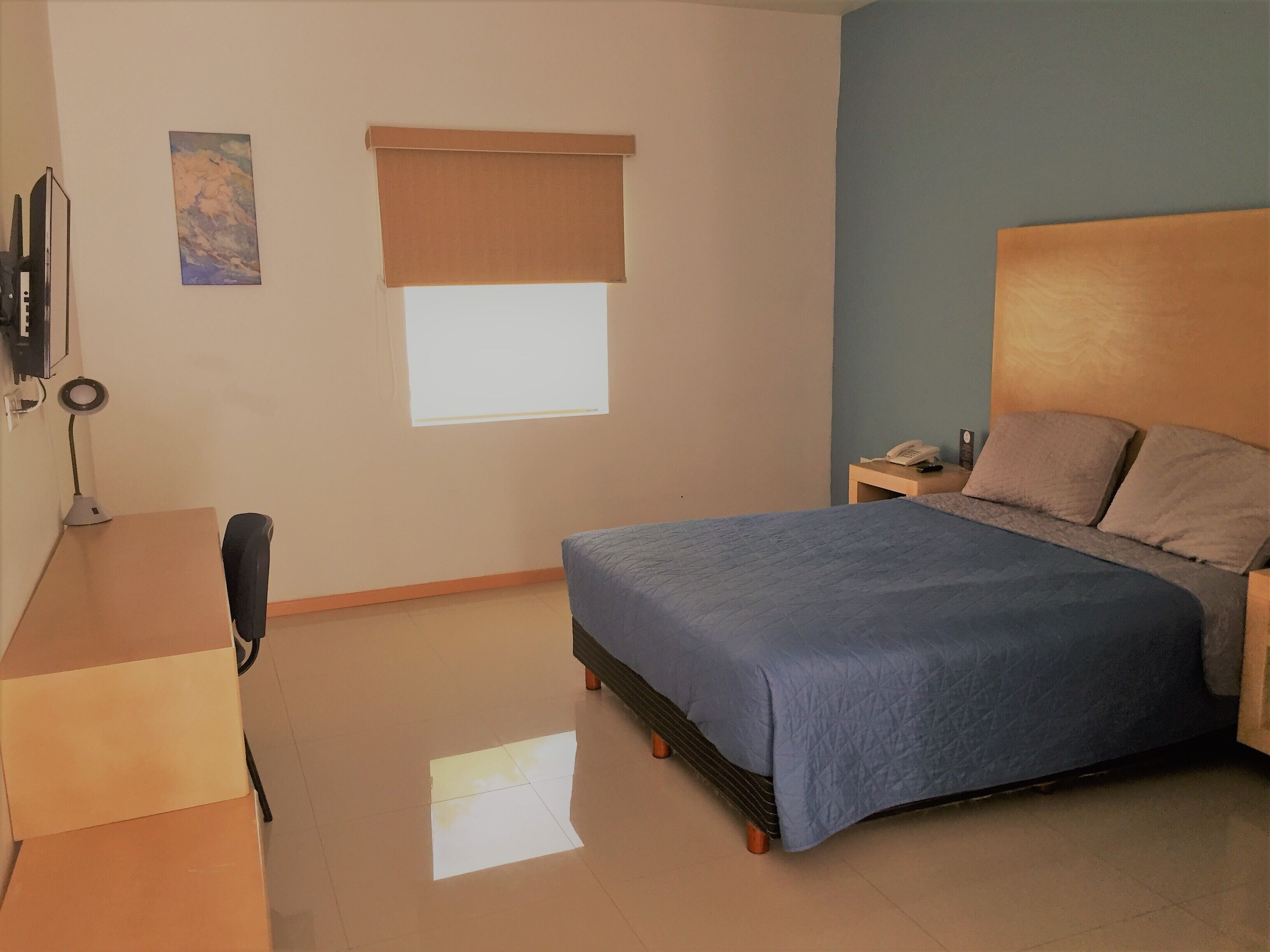 business double room, 1 queen bed | pillow-top beds, desk, blackout curtains, soundproofing