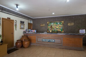 Interior detail - Reddoorz @ Cemara Beach Sunrise (Denpasar)